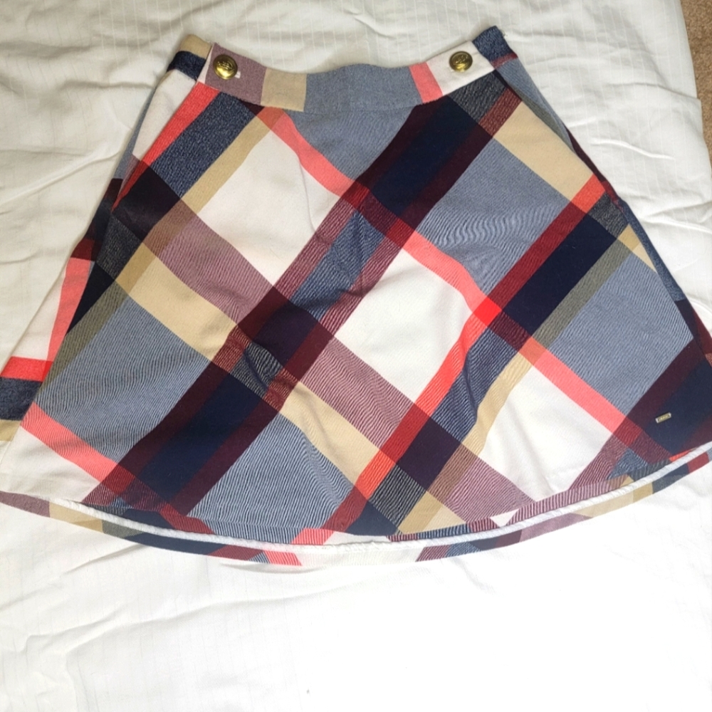 Tommy Hilfiger skirt